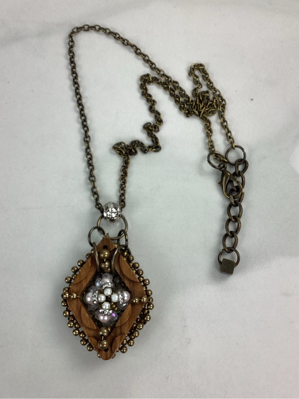 Vtg Pam Miran Signed Wooden Beaded Lariat Brass Tone Jewelry Pendant Necklace